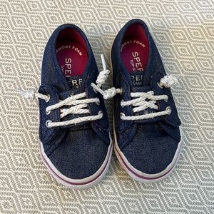 Toddler girl Speery shoes - size 7